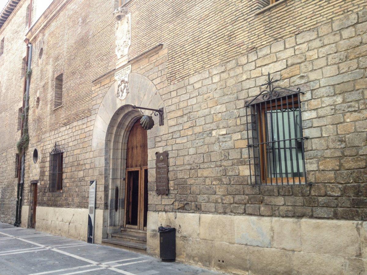 Image of Albergue Municipal de Peregrinos - Iglesia de Jesús y Maria, pilgrim accommodation in Pamplona