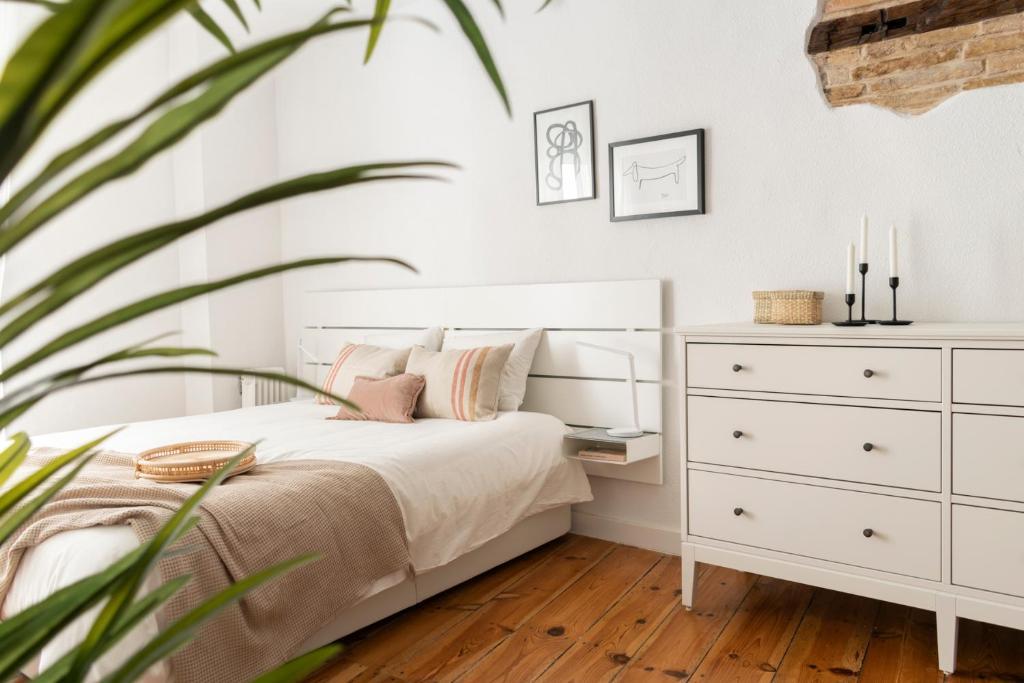 Image of Precioso Apartamento En Calle Mayor, pilgrim accommodation in Pamplona