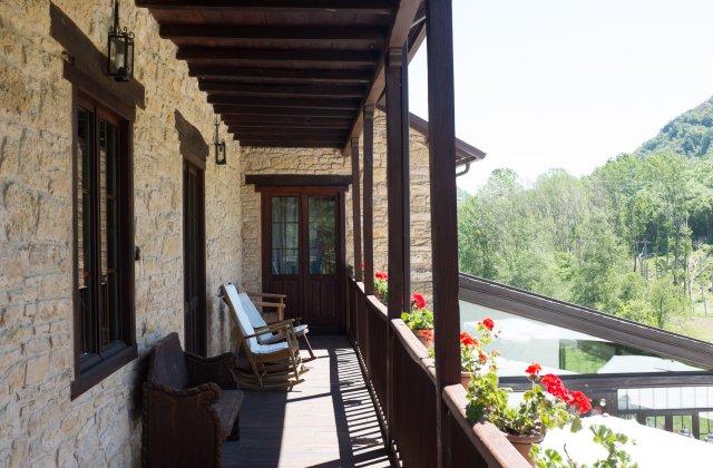 Image of Hotel el Paraíso del Bierzo, pilgrim accommodation in Las Herrerías