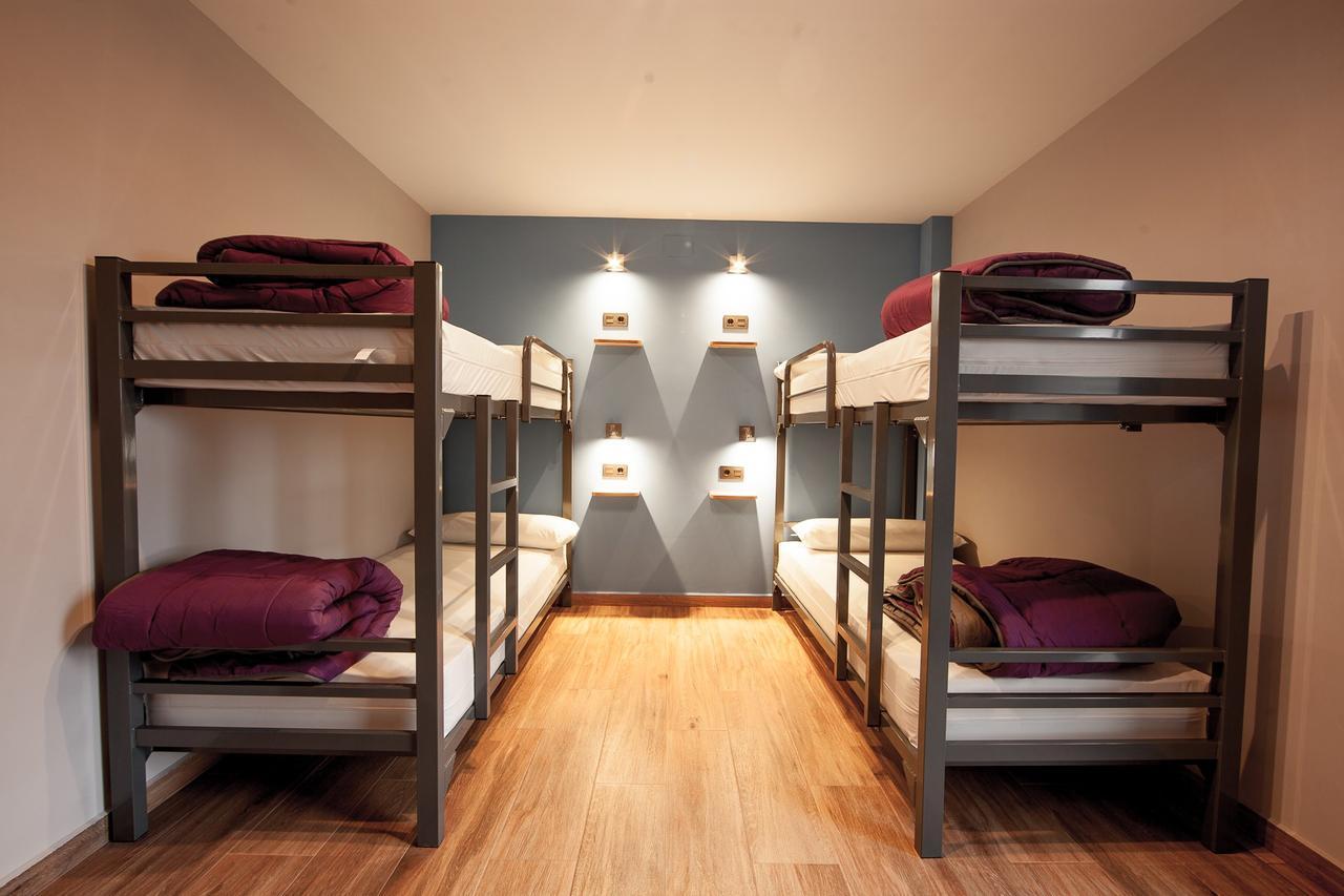 Camino de Santiago Accommodation: Albergue Miguelín