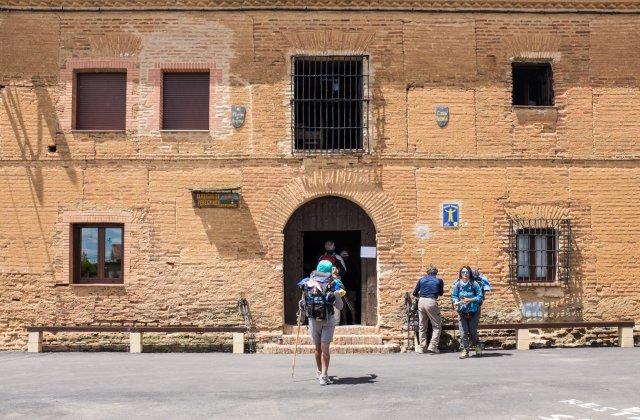 Image of Albergue de Peregrinos de Bercianos, pilgrim accommodation in Bercianos del Real Camino