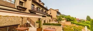 Camino de Santiago Accommodation: Hotel Balcón de la Cuesta ⭑⭑⭑⭑