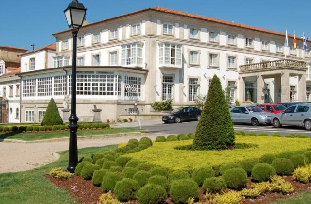 Camino de Santiago Accommodation: Hotel Parador de Ferrol ⭑⭑⭑