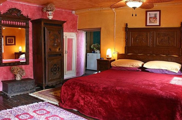 Camino de Santiago Accommodation: Hotel Rural Luna del Valle ⭑⭑