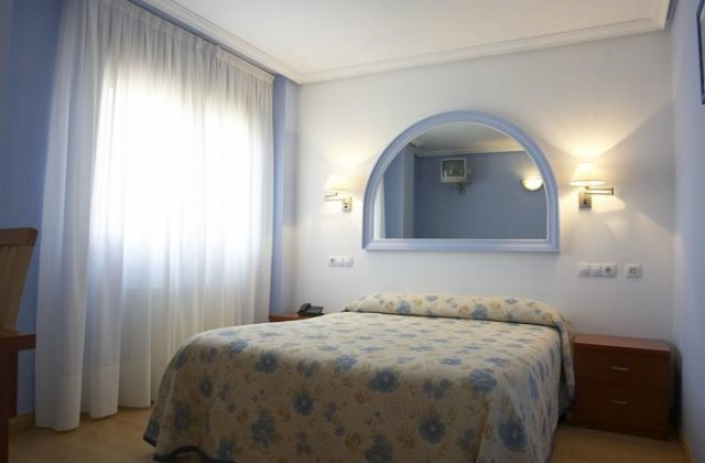 Camino de Santiago Accommodation: Hotel Azul de Galimar ⭑⭑⭑