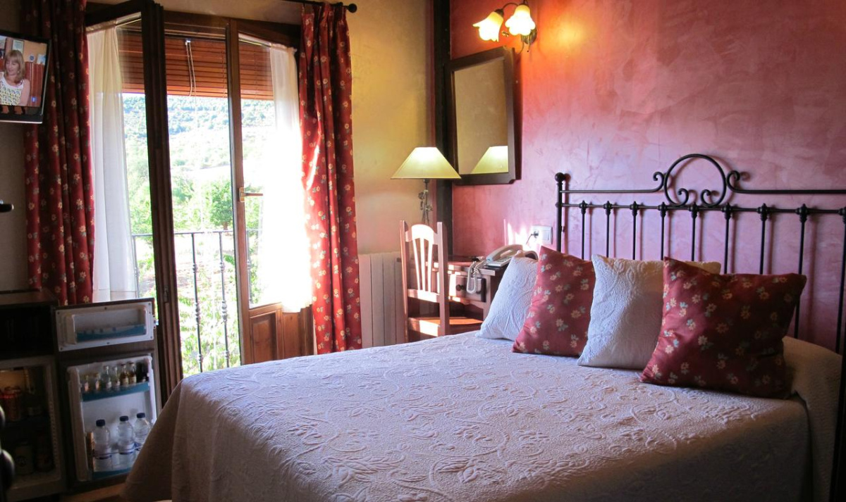 Camino de Santiago Accommodation: Hotel Doña Sancha ⭑⭑