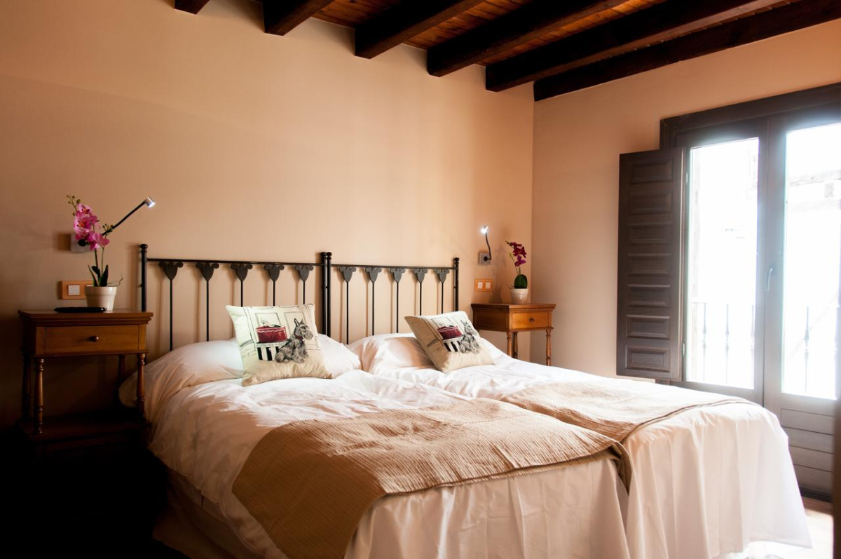 Camino de Santiago Accommodation: Hotel rural Princesa Kristina ⭑⭑⭑