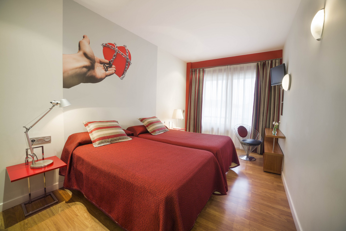 Camino de Santiago Accommodation: Hotel Doña Mayor ⭑⭑⭑