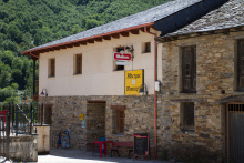 Camino de Santiago Accommodation: Albergue Municipal La Casa del Peregrino