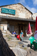 Camino de Santiago Accommodation: Albergue Casa Molar